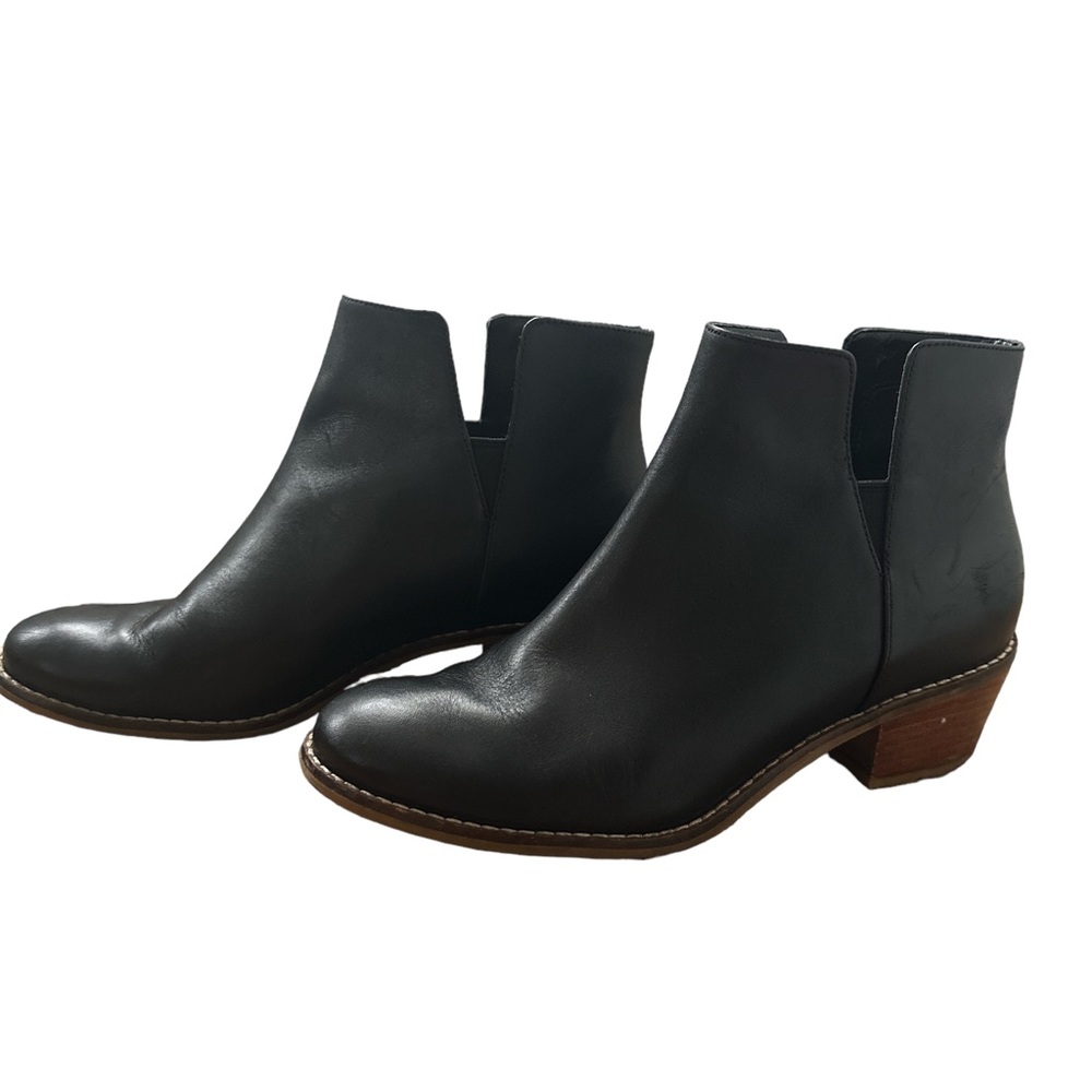 PRE-Owned Cole Haan booties